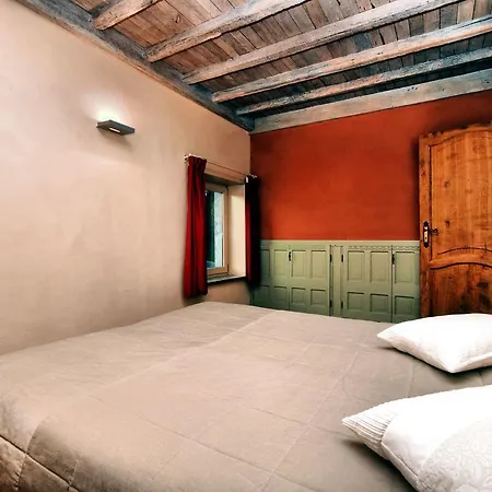 Beautiful Vacation Home With Sauna And Jacuzzi 펜션 *